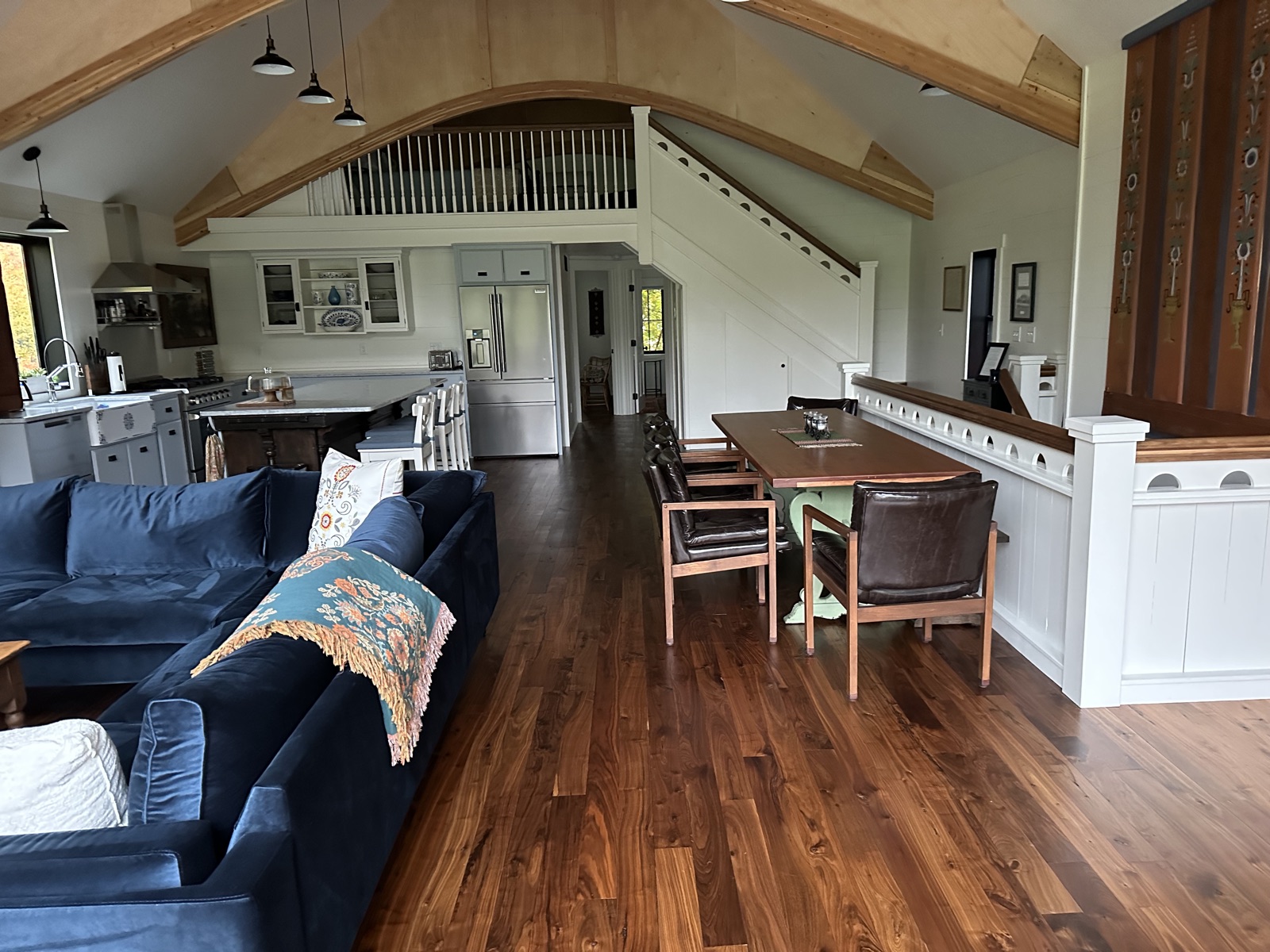 Barnhouse kitchen island with vaulted ceiling