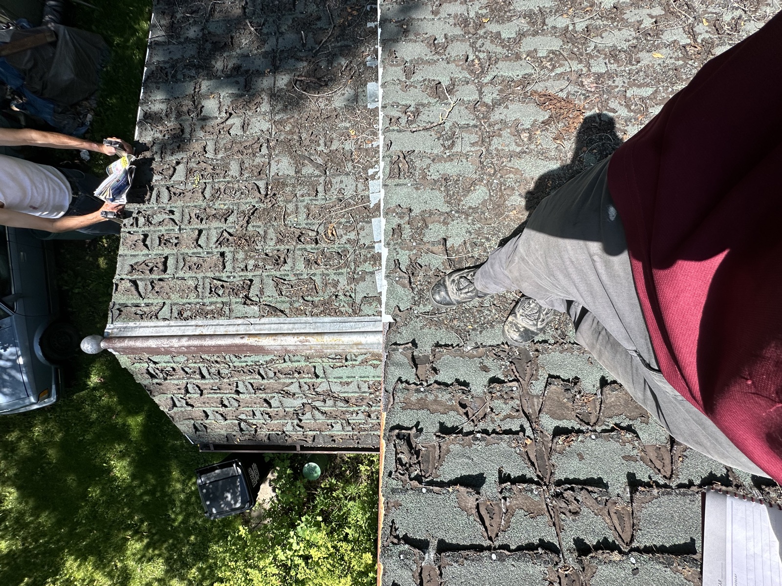 Roof and gutter split view inspection
